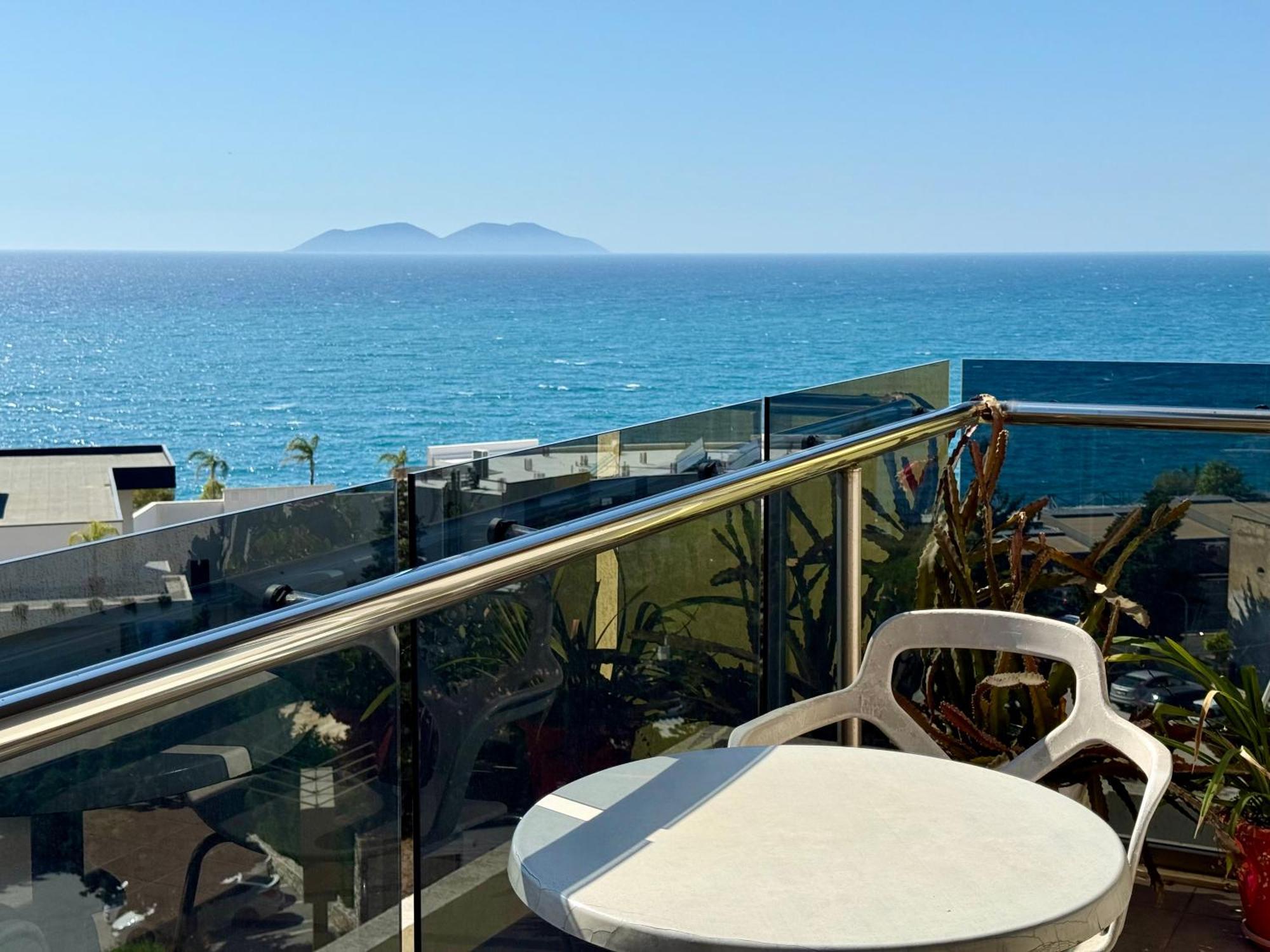 Spectacular Sea View Apartment Vlorë Exterior foto